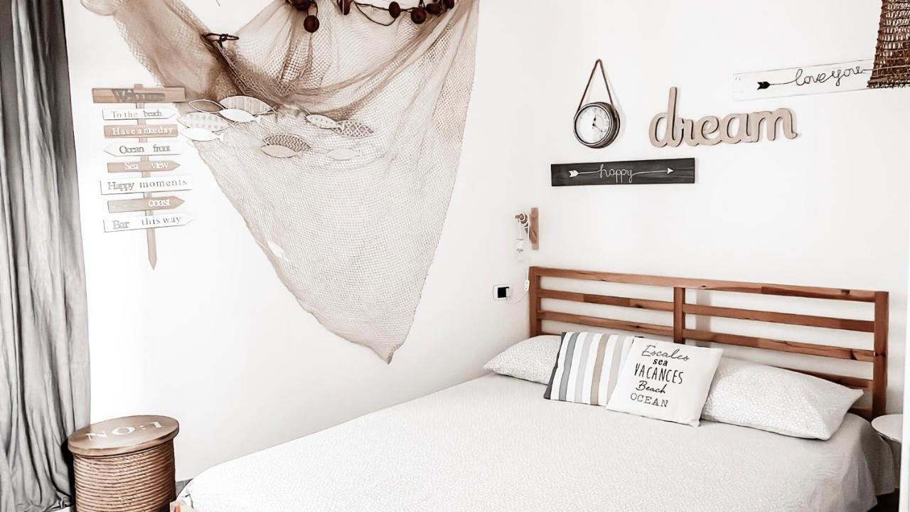 Wanderlust B&B เลชเช ภายนอก รูปภาพ